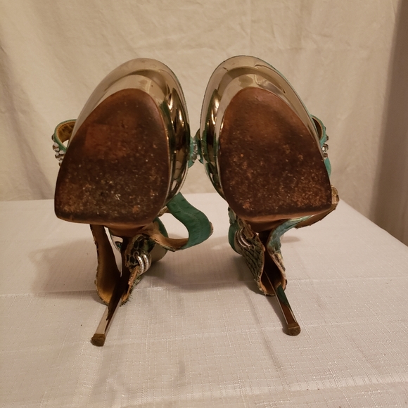 Massimo Dogana Snakeskin Heels - Picture 6 of 9